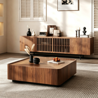 Table basse en noyer de style moderne du milieu du siècle, structure en bois, base en métal, design minimaliste, table de salon carrée, fonctionnelle