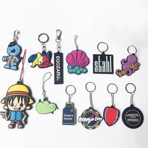 พวงกุญแจ PVC 2 มิติราคาถูกแบบกำหนดเองสำหรับตัวการ์ตูน พวงกุญแจ PVC นิ่มแบบสั่งทำ - Product Image 1