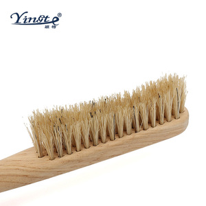 Brosse à chaussures Yinste en bois à poils doux et manche long pour le nettoyage domestique - Product Image 2