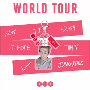 <span class=keywords><strong>2026</strong></span> BT Comeback Tour 亚克力钥匙扣吊坠摆件，韩流名人周边商品，金泰亨亚克力钥匙扣 - Product Image 5