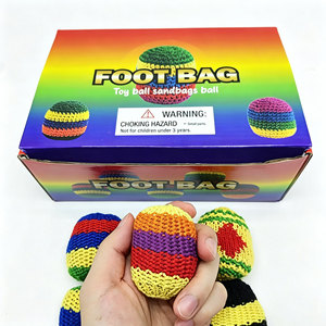 Sac à pieds coloré en crochet, jouet anti-stress en forme de ballon tricoté à la main, sac de sable doux à presser pour le jeu - Product Image 3