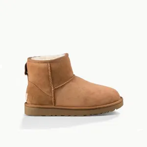 Bottes d'extérieur en fourrure de peau de mouton véritable, pour femmes et hommes, chaussures chaudes, classiques, haute qualité, 100% véritable, hiver