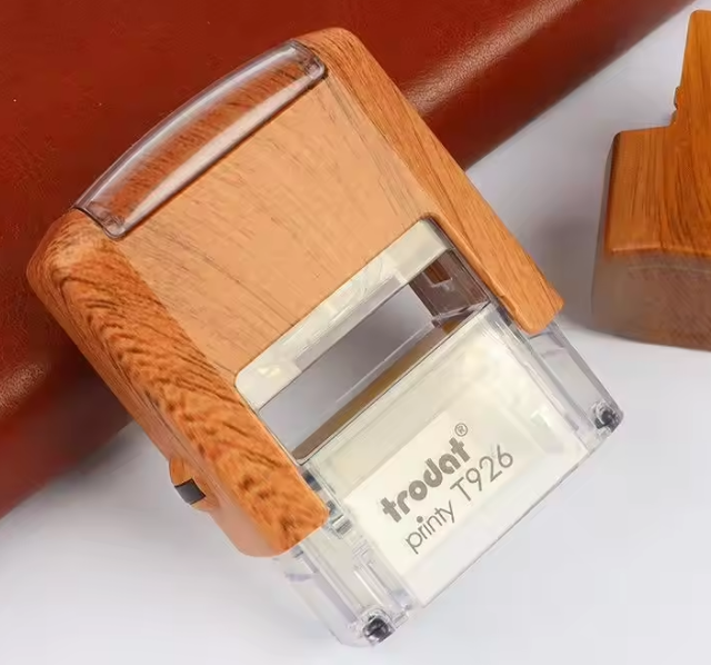 Trodat Grain de bois de cerisier T926