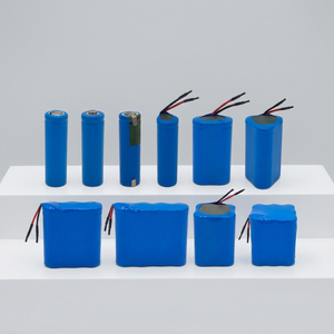 Paquete de Baterías de Iones de Litio Personalizables OEM, 300~6000 mAh, 3.7V, 7.4V, 11.1V, 14.8V, 18650, 21700, 32650, 26650, Cilíndricas, LiFePO4, 3000 Ciclos - Product Image 1