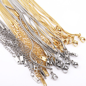 Collar de Acero Inoxidable con Diseño de Espina de Serpiente, Cadena de Clavícula en Oro de 18k, Joyería de Moda Unisex, Regalo - Product Image 4