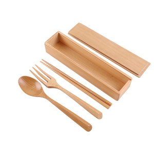 Pequeña caja <span class=keywords><strong>de</strong></span> <span class=keywords><strong>madera</strong></span> <span class=keywords><strong>con</strong></span> tapa corredera <span class=keywords><strong>con</strong></span> <span class=keywords><strong>palillos</strong></span>. - Product Image 5