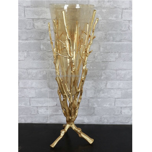 Vase de sol antique en métal et verre avec branches personnalisées faites à la main en bouleau pour mariage et décoration intérieure vente en gros contemporaine - Product Image 1