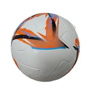 Palloni da Calcio Professionali Italiani Taglia 345 per Uso Ufficiale nelle Competizioni, Senza Cuciture, con Tecnologia Hot Stick e Lavorazione Artigianale - Product Image 2