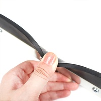 Racloir à sol industriel Essuie-glace à profil souple avec poignée en caoutchouc, plastique et acier pour le nettoyage des sols de cuisine 24 ''Heavy-Duty