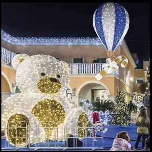 Grand motif lumineux en forme d'ours pour la décoration de Noël en extérieur - Product Image 4