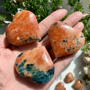 Wholesale Natural Sunstone Blue Calcite Symbiotic Heart <b>Stone</b> Polished <b>Worry</b> <b>Stone</b> Crystal Craft Collect Home Decor - Product Image 4