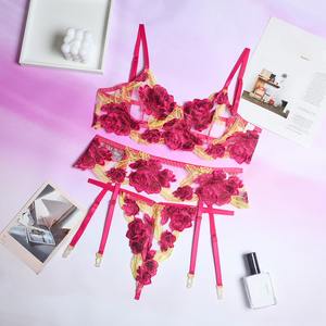 Nouvel ensemble de lingerie amusant en trois pièces, broderie de grandes fleurs et de feuilles, nouvelle année, lingerie amusante, jarretelles - Product Image 6