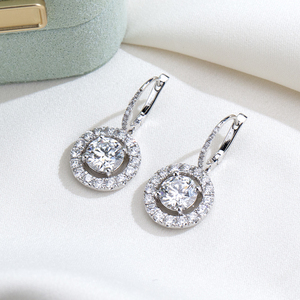 เครื่องประดับเมสซี่ ต่างหูเพชร MSE-927 PT950 สำหรับผู้หญิง - Product Image 2