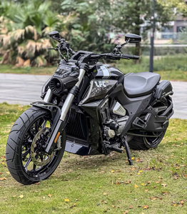 Motocicleta de <span class=keywords><strong>Segunda</strong></span> <span class=keywords><strong>Mano</strong></span> Benda Liao 700. Motocicleta Futurista con Motor de Cuatro Cilindros y 700cc - Product Image 3