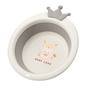 Bassin pliable pour bébé, lavabo portable en plastique avec design couronne pour utilisation aux toilettes - Product Image 2