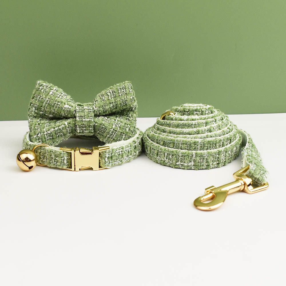 Green collar+bow tie+leash