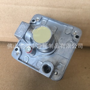 Interrupteur à pression d'air mécanique en aluminium du fabricant C6097A2410 pour compresseurs d'air - Product Image 2