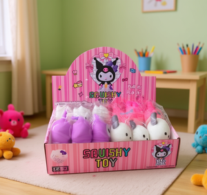 Set di giocattoli morbidi Kuromi 3+ giocattoli in plastica da schiacciare per bambini, regalo unisex originale - Product Image 2