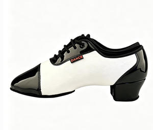 <span class=keywords><strong>Chaussures</strong></span> <span class=keywords><strong>de</strong></span> <span class=keywords><strong>danse</strong></span> modernes à semelle souple pour hommes <span class=keywords><strong>chaussures</strong></span> professionnelles <span class=keywords><strong>de</strong></span> <span class=keywords><strong>danse</strong></span> <span class=keywords><strong>de</strong></span> salle <span class=keywords><strong>de</strong></span> bal carrées pour l'intérieur et l'extérieur - Product Image 6