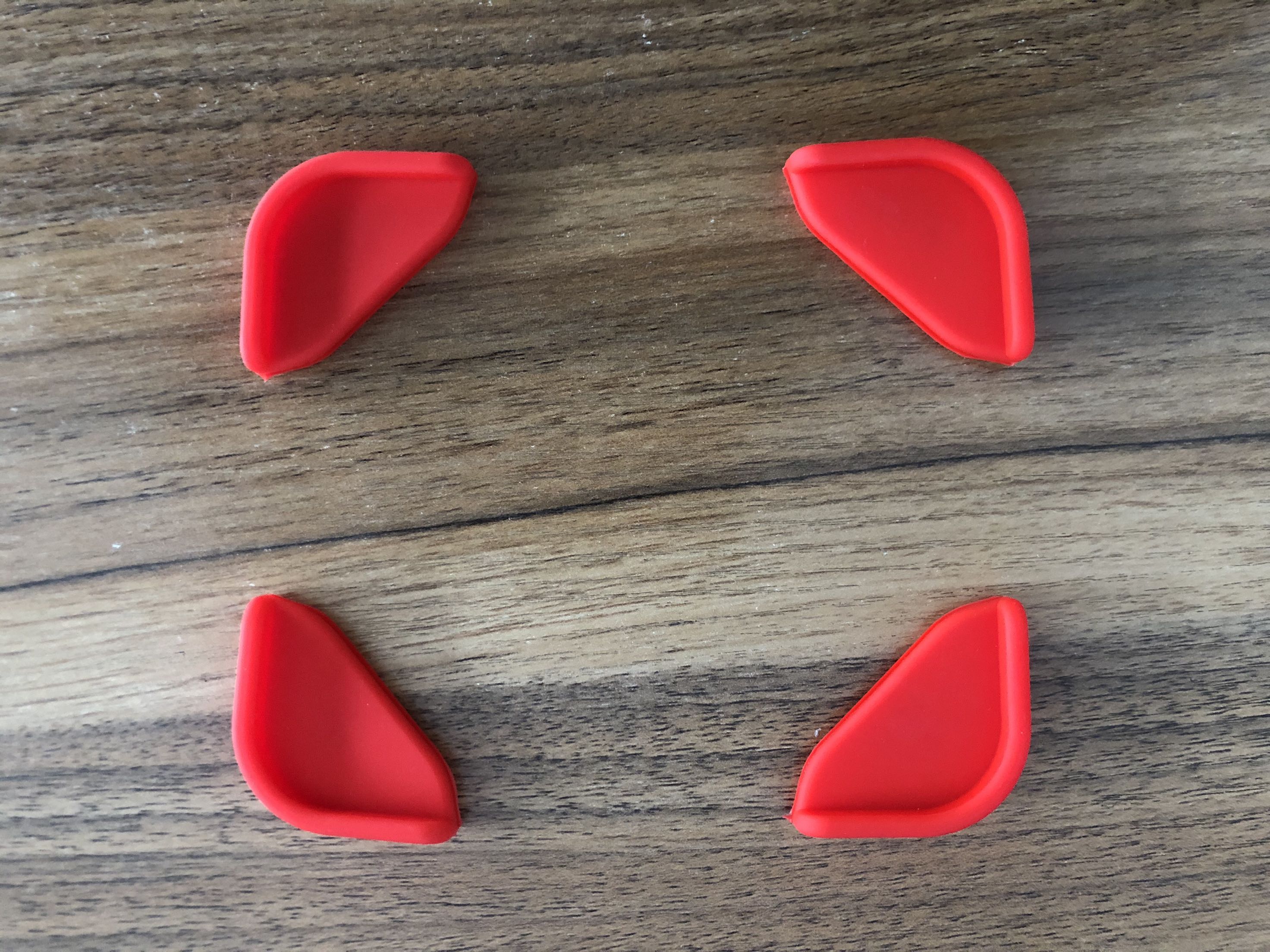 4 pcs silicone corner