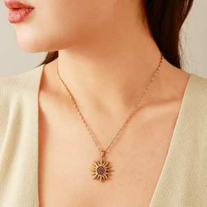 Collar con colgante de sol de acero inoxidable, chapado en oro de 18k, con circonita roja, para mujer, joyería de regalo. - Product Image 2