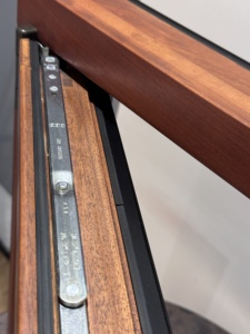 مجوفة من الألومنيوم مخصصة مع عازل للصوت مفتوح للخارج ، - Product Image 3