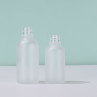 Flacon pulvérisateur en verre pour huile essentielle, en bambou, transparent givré brun, pour cosmétiques liquides de soin de la peau, vente en gros