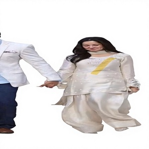 Conjunto de 3 Piezas de Terciopelo para Mujer Kingsa Textile, Estampado Animal, Diseño Reversible con Cuello en V Profundo y Volantes, Secado Rápido - Product Image 1