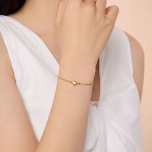 Bracelets pour femmes Dylam Fine, design minimaliste, bijoux en argent S925, rhodié, plaqué or 18 carats, chaîne à lèvres, pendentif rond en zircone 5A - Product Image 6