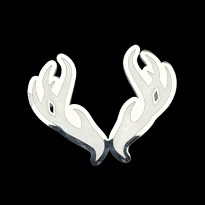 Op maat gemaakte OEM zilverkleurige roestvrijstalen metalen badge-spelden met gegraveerde lasergravure en UV-print voor mode-reclame - Product Image 3