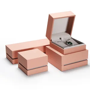 ロマンチックなリングネックレスバングルブレスレット高級女性ジュエリー梱包箱レザーレット紙ギフトボックス