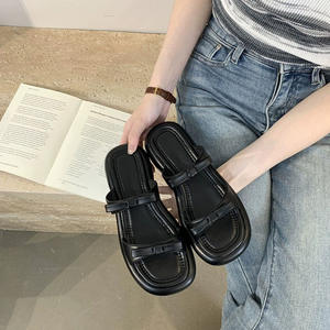 Sandalias de Playa Versátiles y Elegantes para Mujer, Antideslizantes, Transpirables, con Amortiguación, para Uso en Exteriores de Verano - Product Image 3