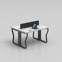 Ensemble de bureau moderne élégant et très bien coté, bureau pratique et fonctionnel pour le bureau et la salle d'étude