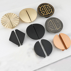 Poignées d'armoire de cuisine modernes, poignées de tiroir - Product Image 1
