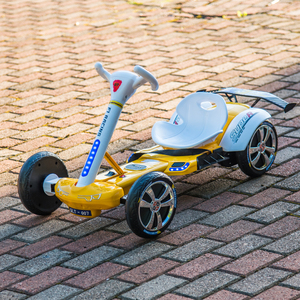 Voiture électrique pour enfants à quatre roues, kart à batterie avec siège pour enfants de 2 à 4 ans, fonctionnant à distance - Product Image 5