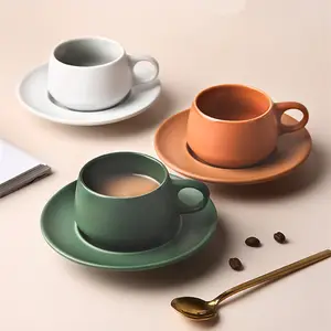 高级设计廉价散装家居用品北欧哑光饮茶杯碟套装拿铁咖啡陶瓷杯