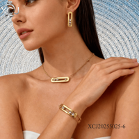 Ensemble de bijoux en acier inoxydable plaqué or 18 carats avec zircon pour femmes, ensembles de bijoux tendance, boucles d'oreilles, collier, bracelet, vente en gros