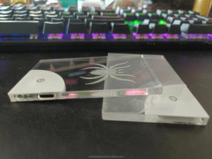 بطاقات الأعمال الترويجية ذات العلامات التجارية الفاخرة LED للمعارض المحفورة بالليزر بطاقات دعوة مجسم محفور بالليزر - Product Image 2