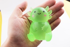Jouets <span class=keywords><strong>anti</strong></span>-<span class=keywords><strong>stress</strong></span> mignons XTQ en forme de triton, peau transparente, dessin animé, best-seller, doux, compressibles, en TPR, 7x4,5 cm, unisexe pour enfants - Product Image 5