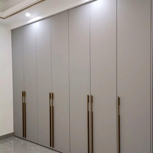 ตู้ครัวไม้จริงแบบโมดูลาร์ทันสมัย ตู้เสื้อผ้า ทนไฟ เป็นมิตรกับสิ่งแวดล้อม ปรับแต่งได้ สไตล์คลาสสิก ออกแบบ 3 มิติ สำหรับทั้งบ้าน - Product Image 4