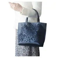 Carefully made perfectly use high quality leather female handbags