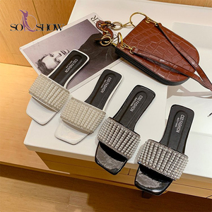 Moda <span class=keywords><strong>donna</strong></span> <span class=keywords><strong>sandali</strong></span> pu con strass all'ingrosso pantofole estive pantofole <span class=keywords><strong>da</strong></span> spiaggia piatte - Product Image 3