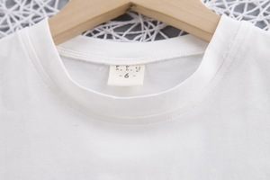 Conjunto de Ropa Deportiva de Algodón para Niños Pequeños, Camisetas de Manga Corta y Pantalones para Niños, Venta al por Mayor - Product Image 3