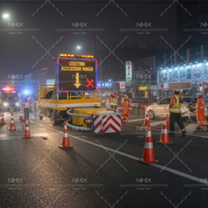 Dispositivo Amortiguador Anticollisión de Una Sola Capa Tipo Escorpión de Alto Rendimiento NIHIX Modelo NIHIX-AU100K para Carreteras, Montado en Vehículos - Product Image 6