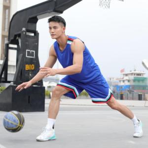 Camisetas de Baloncesto Personalizadas de Fábrica para Clubes y Equipos de EE. UU., Pantalones Cortos 100% Poliéster de Secado Rápido y Transpirables, Último Diseño Reversible - Product Image 4