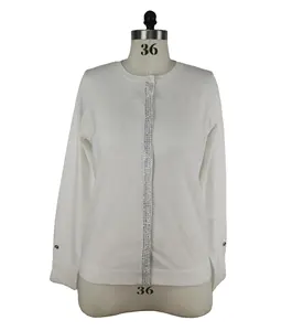 2023定制秋冬高品质厂家价格时尚新款热销女圆领套头衫白色女士运动衫毛衣