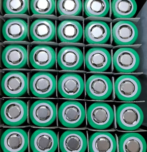 EV E 18650 25P Şarj Edilebilir Pil 2500mAh 3.7V Yüksek Akım Silindirik Hücre Orijinal A Sınıfı Endüstriyel Cihazlar El Feneri için - Product Image 3