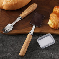 Acessórios de Panificação: Faca de Padeiro para Pão, Ferramenta para Marcar Massa de Pão de Fermentação Natural, Lâmina de Padeiro com Cabo de Carvalho e 5 Lâminas de Reposição