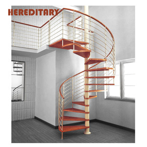 Scala a chiocciola per Tiny House con corrimano in PVC nero e gradini a griglia per spazi ridotti - Product Image 3