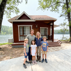 XULV 20ft 40ft Vorgefertigtes Mobiles Stahlkonstruktion-Containerhaus Erweiterbares Tiny Container-Haus mit 2 Hauptschlafzimmern - Product Image 4